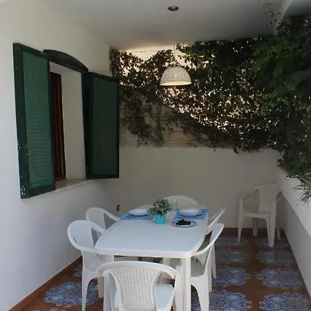Baia Via Delle Mimose Вилла *
